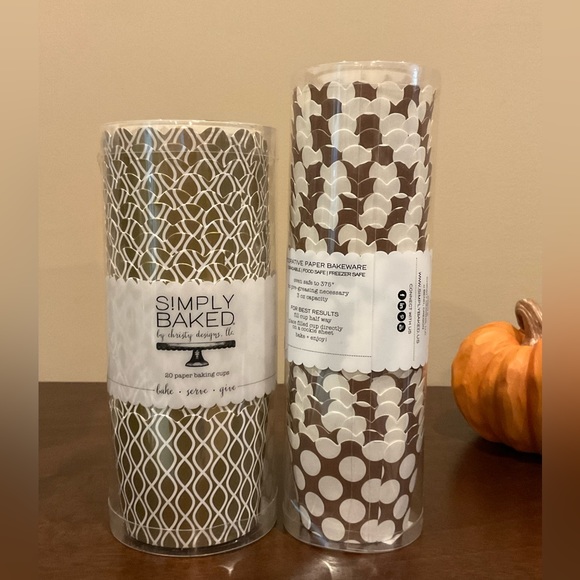 3 New Packages of Baking Cups - Autumn Gold - Picture 3 of 3